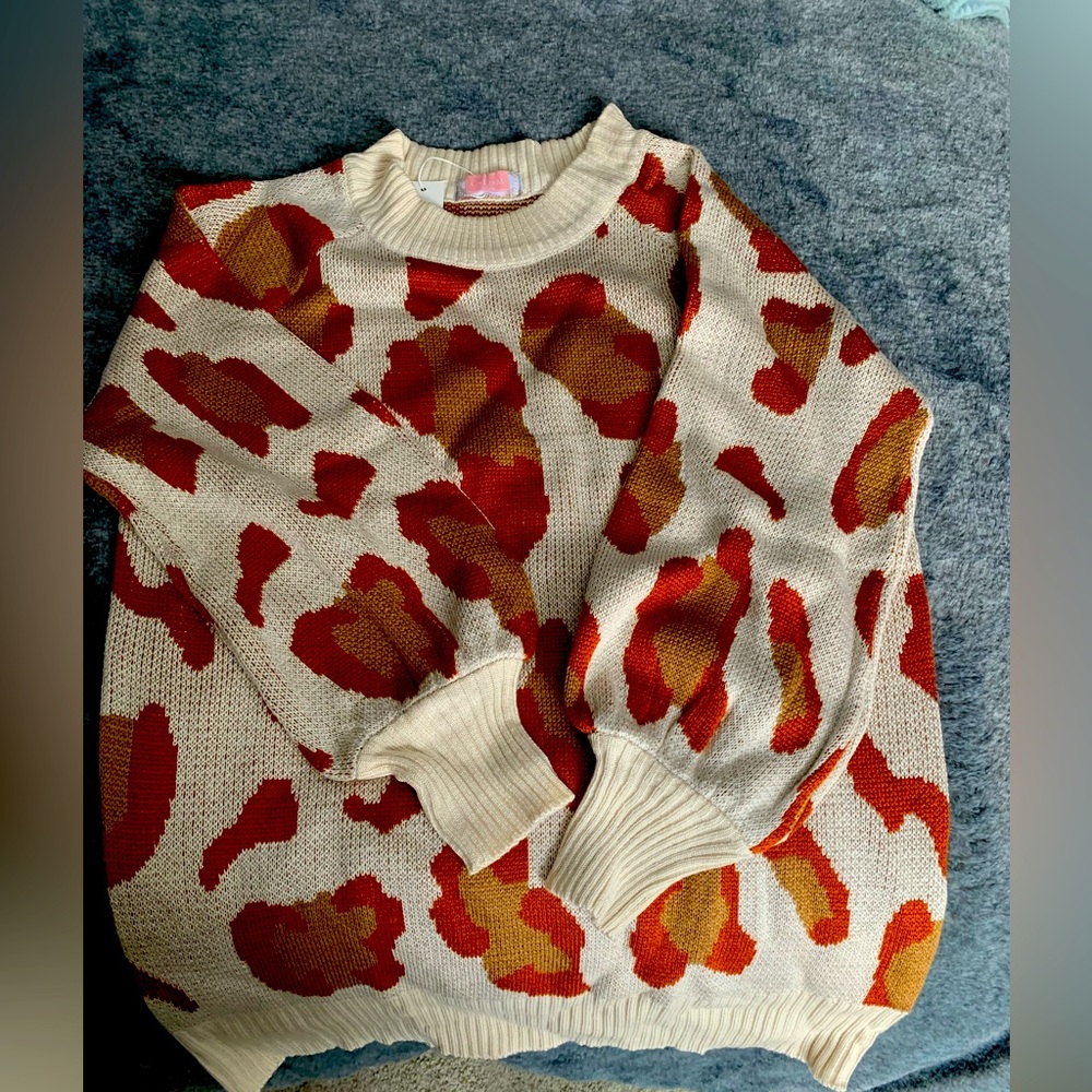 C+D+M. Sweater- new in bag